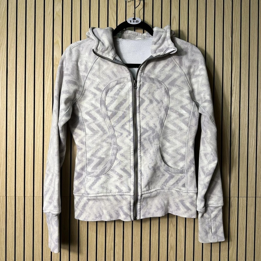 118 Lululemon Light Gray Full-Zip Scuba Hoodie (Size 6, EUC)